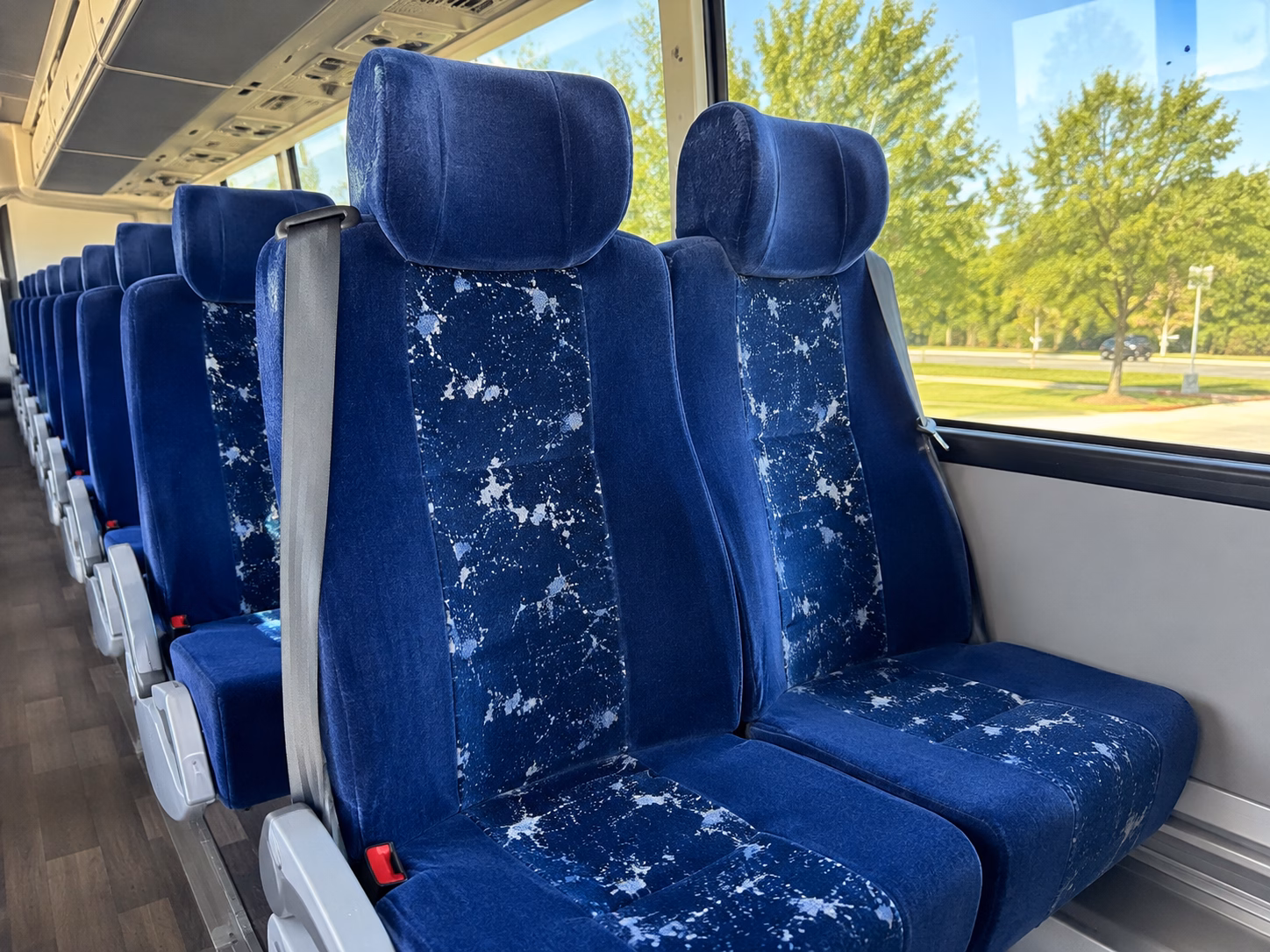 charter buses to the lewis clark interpretive center and the sergeant floyd monument