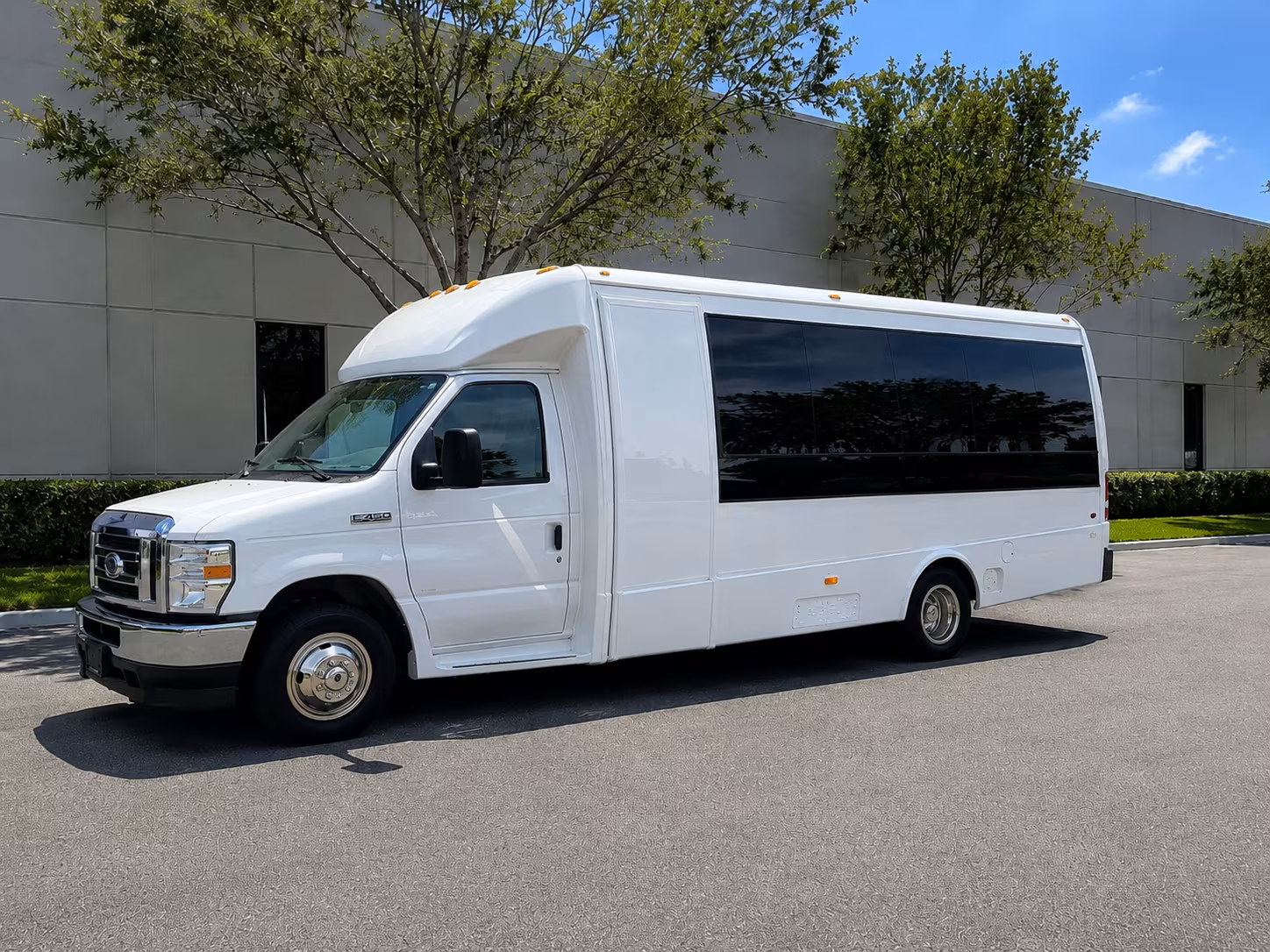 minibuses to sioux city s suburban and countryside wedding venues