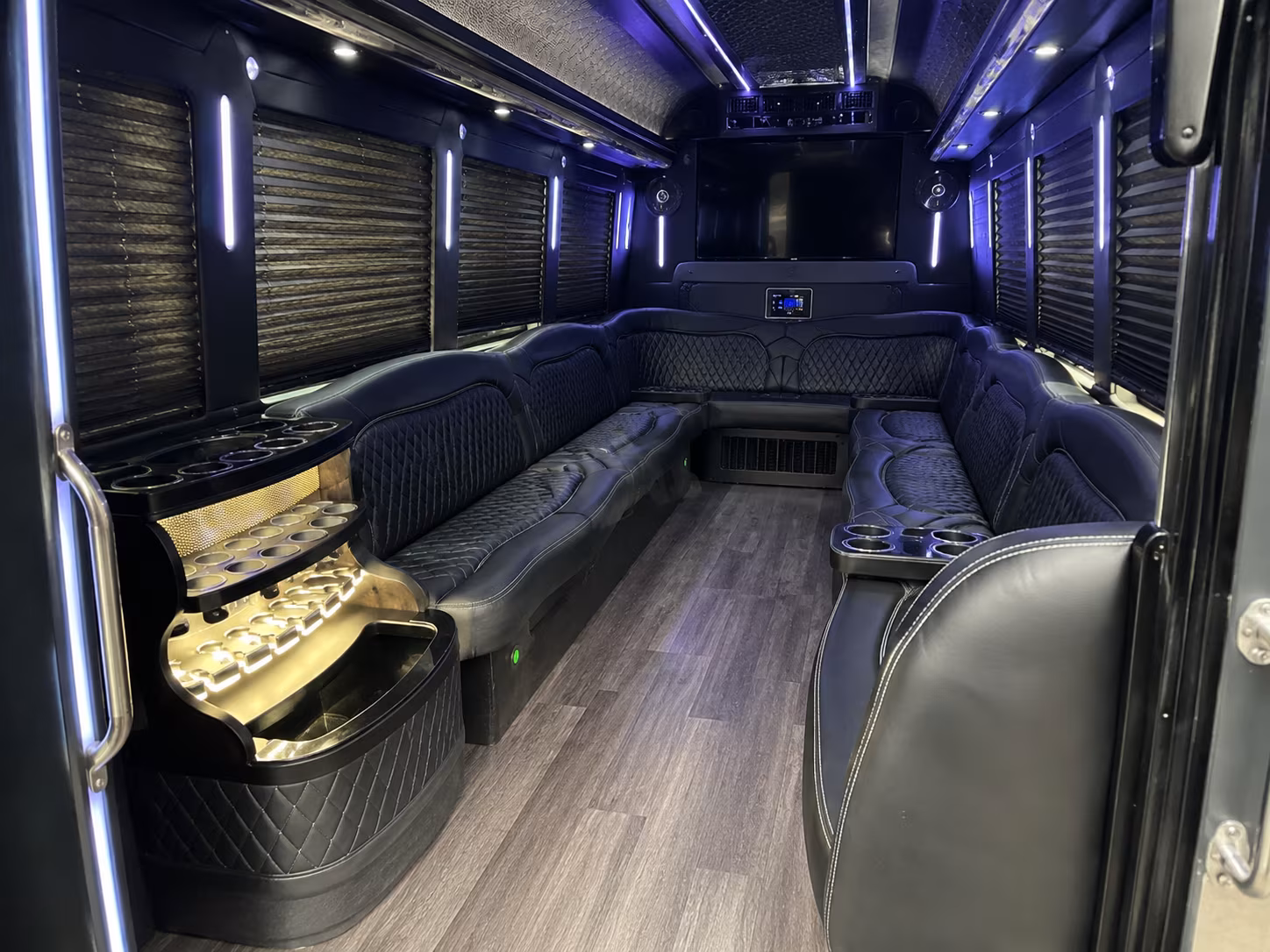 party buses for sioux city prom night at downtown venues