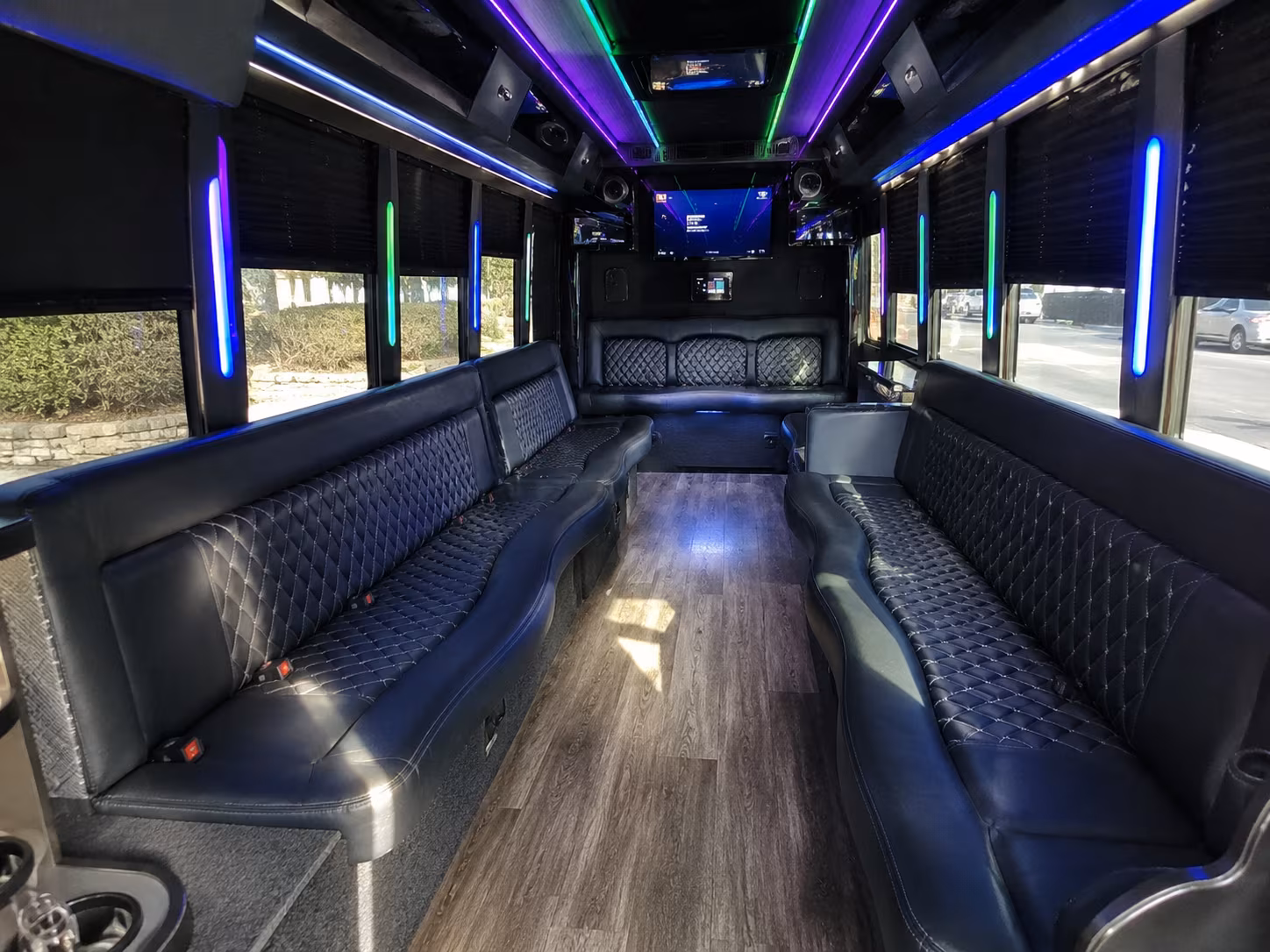 sioux city 15 passenger party bus interior