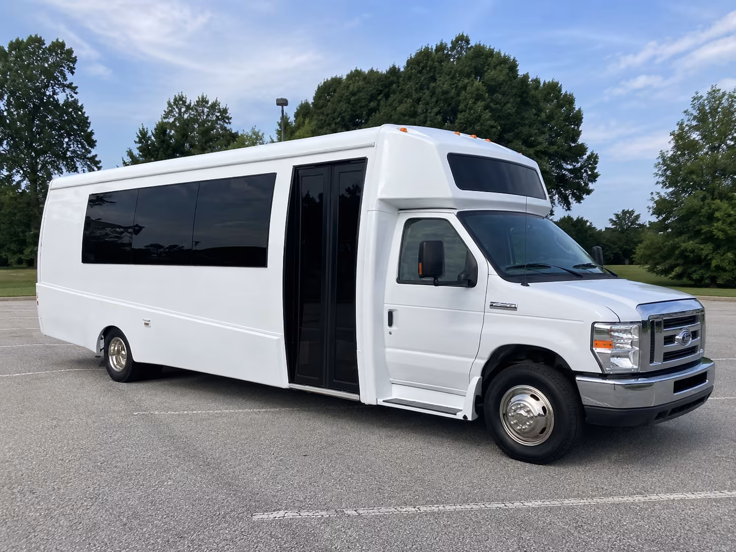 sioux city 18 passenger party bus