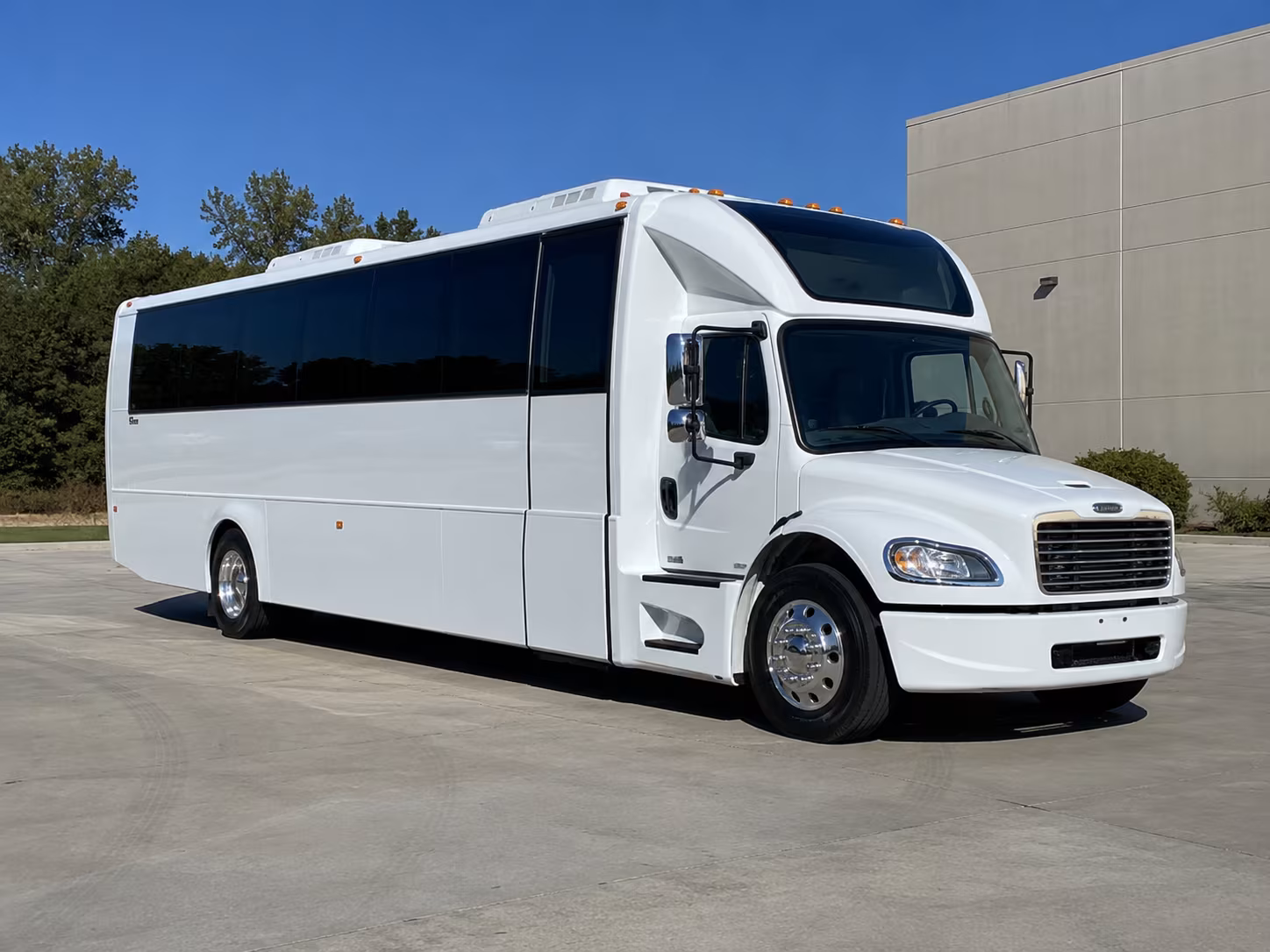 sioux city 28 passenger party bus