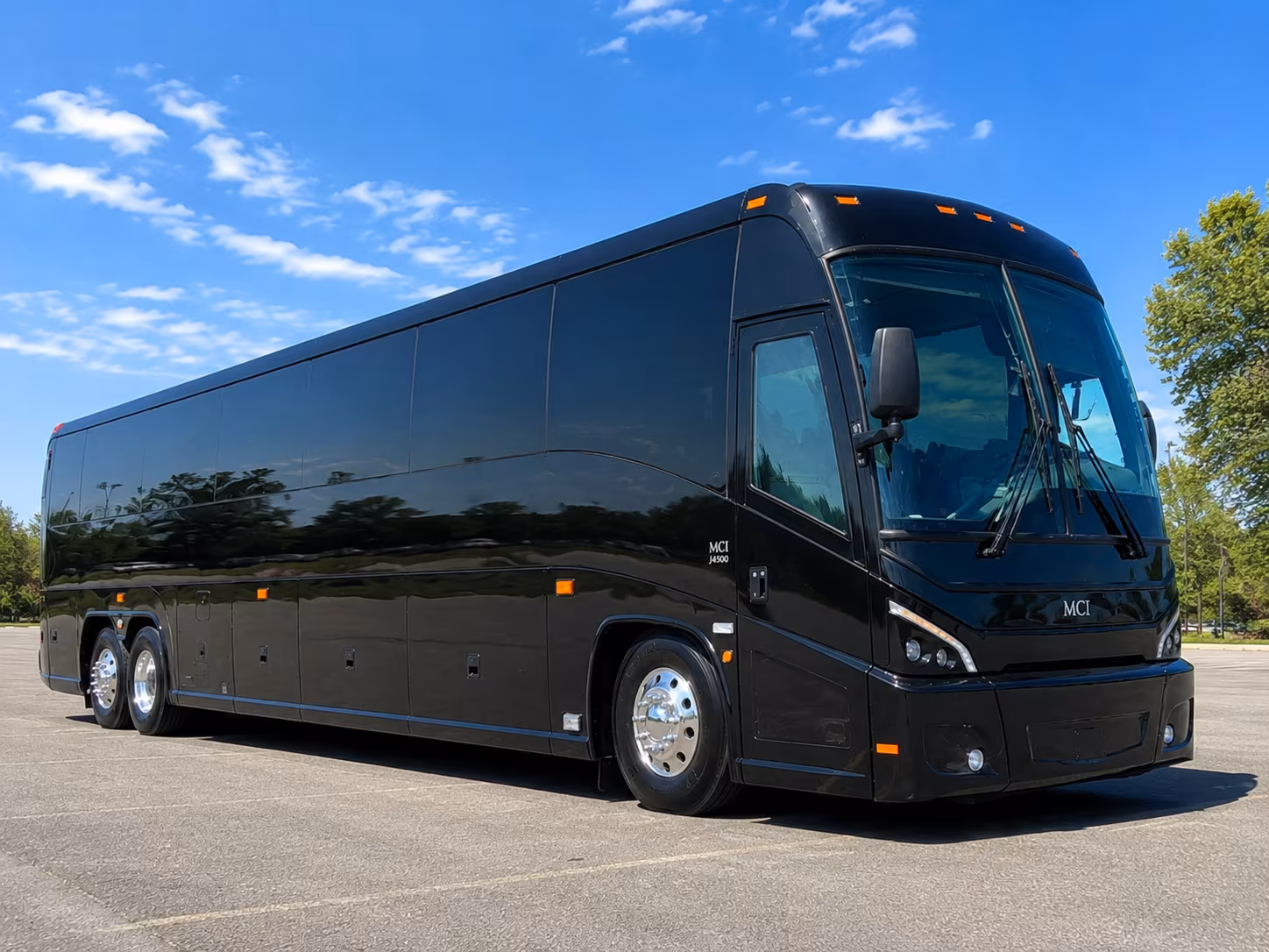 sioux city s 4th street wine and spirits scene is better with a bus